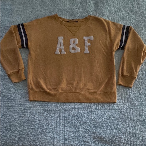 Abercrombie & Fitch Men's Mustard Sweater - Picture 1 of 4